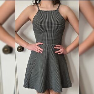 H&M Black And White Polkadot Skater Dress Sz 4